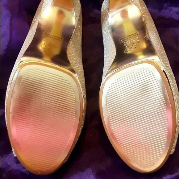 New Adrianna Papell Gold Platform Rhinestones Peep Toe Bridal Stiletto Shoes 9.5