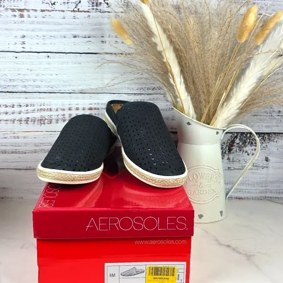 NEW AEROSOLES SIZE 8 SLIP ON BLACK FUN LEATHER MULE SHOES LASER CUT NWT