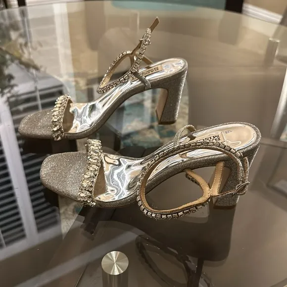 New Badgley Mischa Marilee Block Heel sandal size 7.5