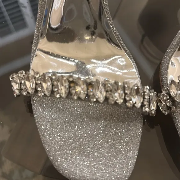 New Badgley Mischa Marilee Block Heel sandal size 7.5