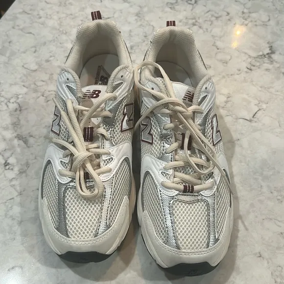 New Balance 530 Shoes, Women's, M9/W10.5 White/Burgundy Ash