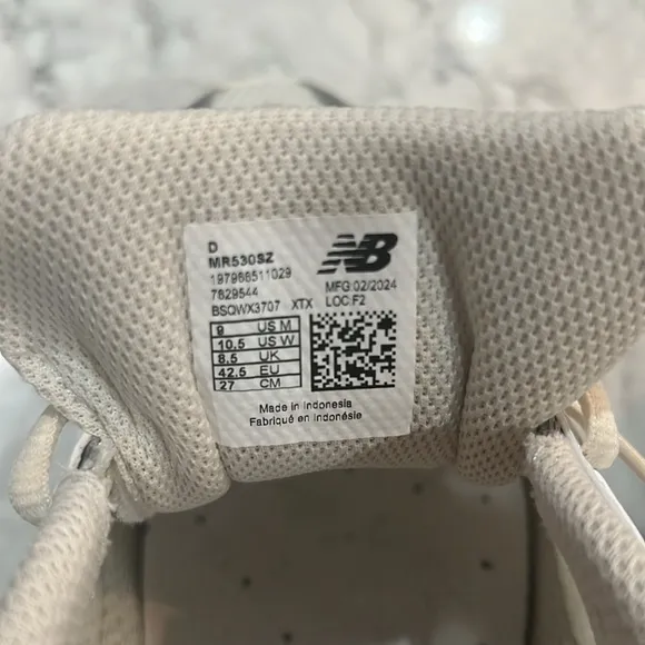New Balance 530 Shoes, Women's, M9/W10.5 White/Burgundy Ash