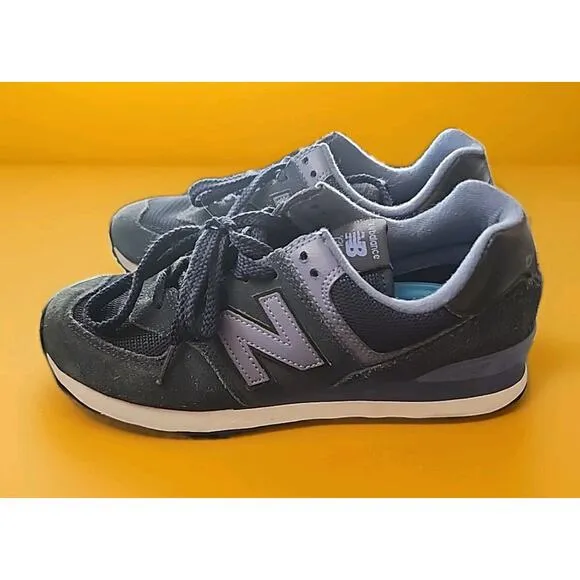 New Balance 574 Athletic Shoe Navy 8.5 Excellent Shoes Running Trainer Women's
