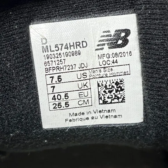 New Balance 574 Classic Black White Gum Trainers Shoes ML574HRD Mens 7.5 D