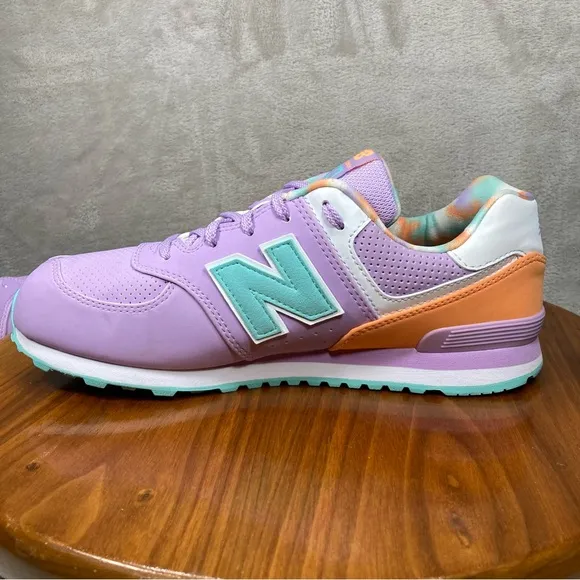 New Balance 574 Classic Kids Shoes Purple Sz 7 W/Box Athletic GC574VT