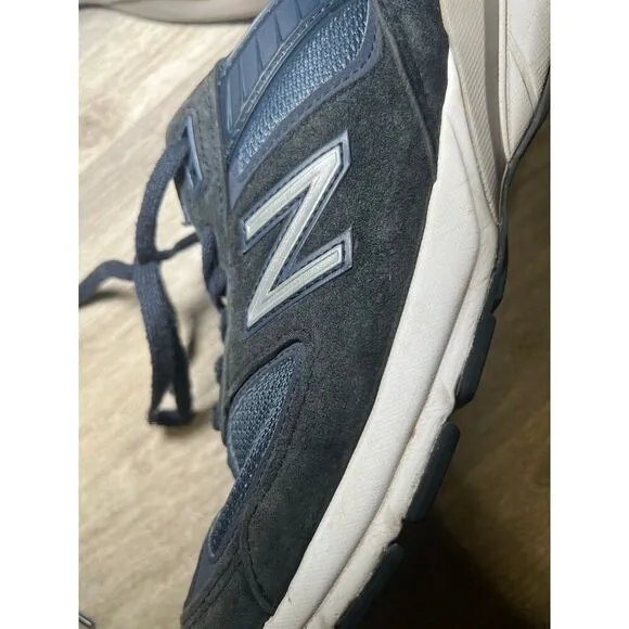 NEW BALANCE 990 V5‎ $184.95 Navy Blue suede 8.5 Sneakers