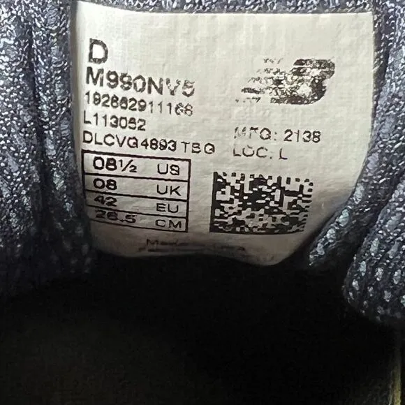 NEW BALANCE 990 V5‎ $184.95 Navy Blue suede 8.5 Sneakers