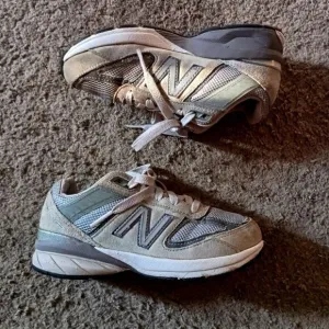New Balance 990v5 Grey Suede Toddler Boys Sneakers Size 13 PRE-OWNED