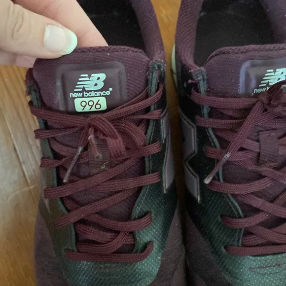 New Balance 996 sneakers purple women’s size 9