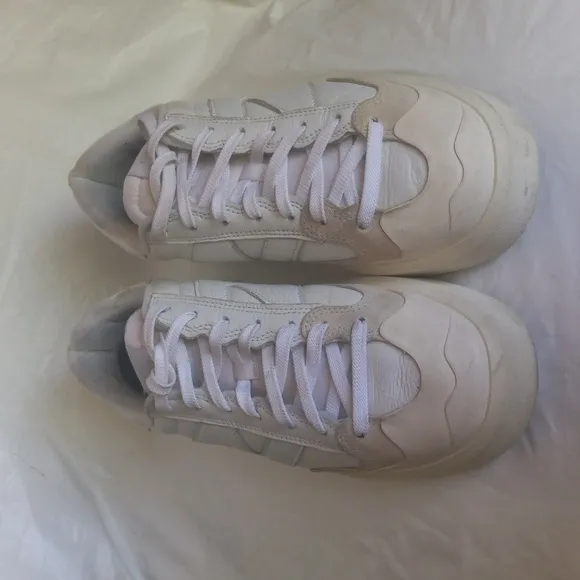 New Balance CT302 White Sneakers Leather Suede Size 10