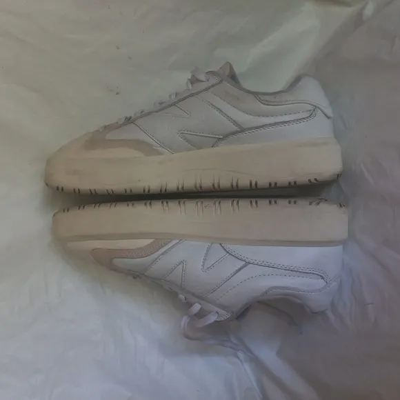 New Balance CT302 White Sneakers Leather Suede Size 10