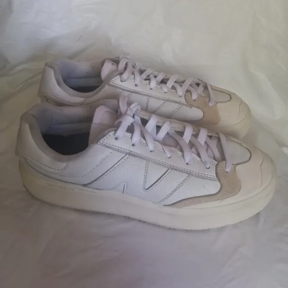 New Balance CT302 White Sneakers Leather Suede Size 10