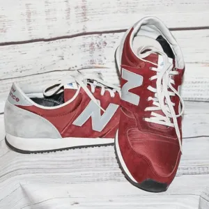 New Balance Mens' Suede Burgundy and Grey 420 Sneakers Size 10