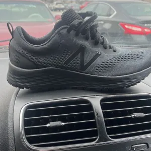 New Balance women or men Black Running Shoes fresh foam arishi