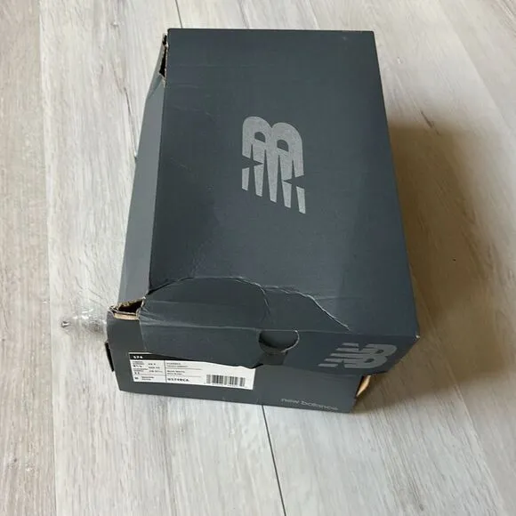 New Balance 574 Shoes Blue NWT in packaging/Box