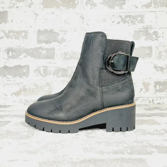 NEW Blondo Dakota Black Leather Side Zipper Buckle Waterproof Ankle Boots W562