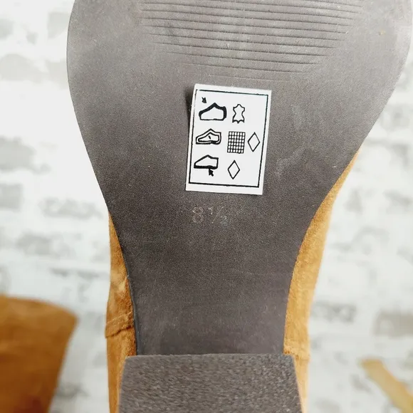 NEW Crevo Atty Brown Suede Leather Block Heel Tall Boots O144