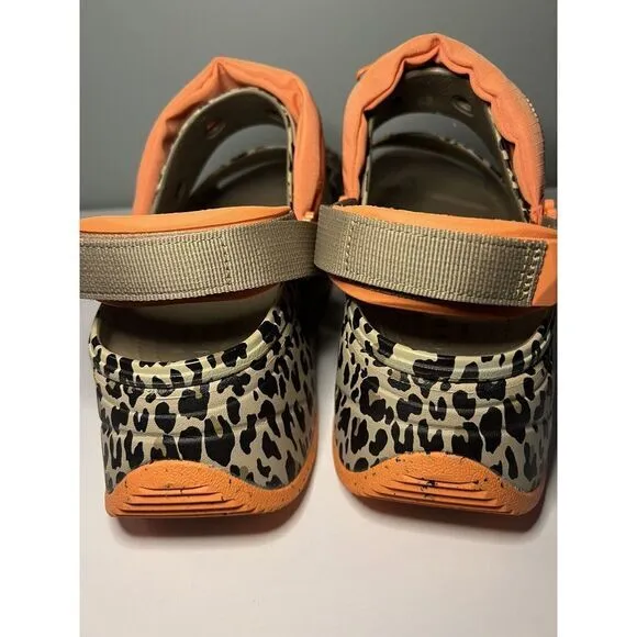 New Crocs Hiker Xscape Animal Sandal Clog Khaki Leopard Mens 12 Womens 14‎ Shoes