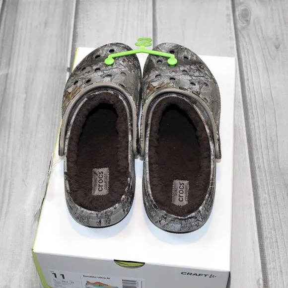 NEW Crocs Men's Classic Realtree Edge Fuzz-Lined Clogs