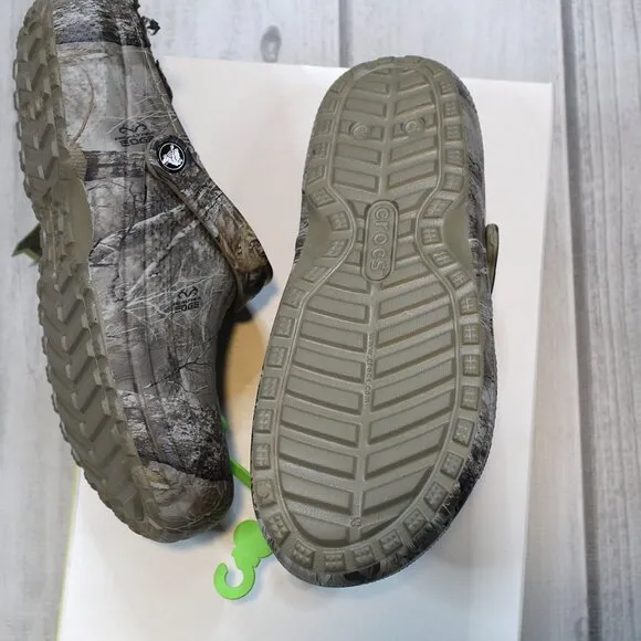 NEW Crocs Men's Classic Realtree Edge Fuzz-Lined Clogs