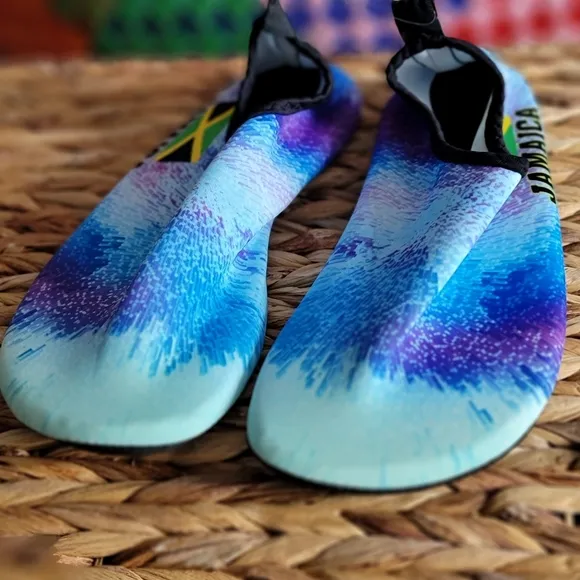 New Cute ocean blue vibe water shoes 🇯🇲🇯🇲🇯🇲