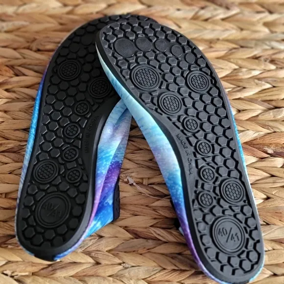 New Cute ocean blue vibe water shoes 🇯🇲🇯🇲🇯🇲