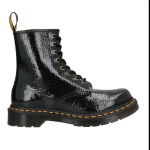 New Dr. Martens distressed patent leather boots size - 8US L