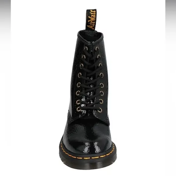 New Dr. Martens distressed patent leather boots size - 8US L