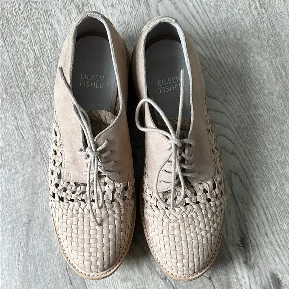 NEW! Eileen Fisher Beige Woven Lace-Up Shoes