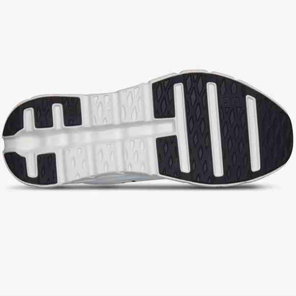 NEW in BOX 10 ON Cloudtilt women's white running shoes Helion superfoam CloudTec