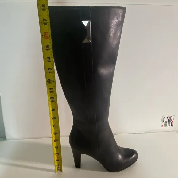 NEW IN BOX Alfani Skylarr Brown Leather Boots, 7.5