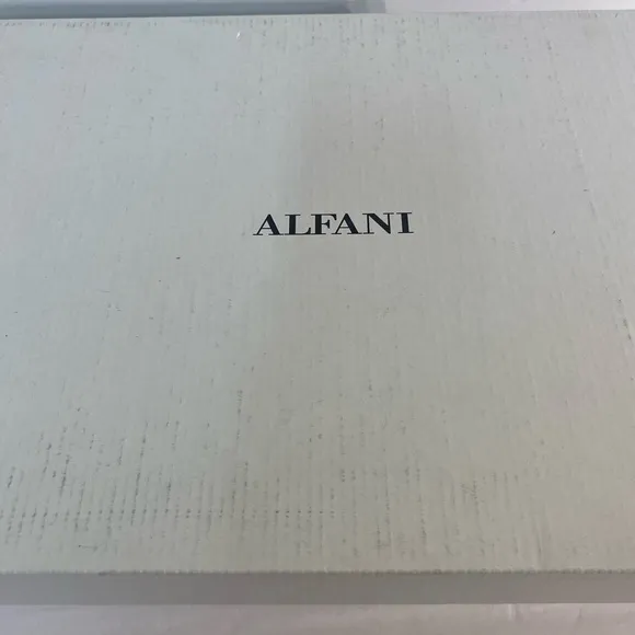 NEW IN BOX Alfani Skylarr Brown Leather Boots, 7.5