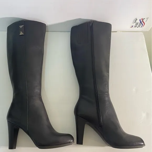 NEW IN BOX Alfani Skylarr Brown Leather Boots, 7.5