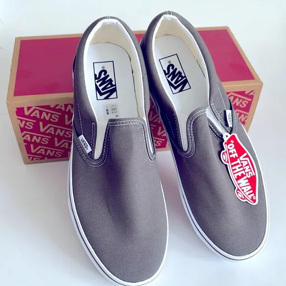 New In Box Vans Slip-On Charcoal Skate Sneaker Shoes