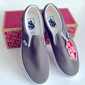 New In Box Vans Slip-On Charcoal Skate Sneaker Shoes