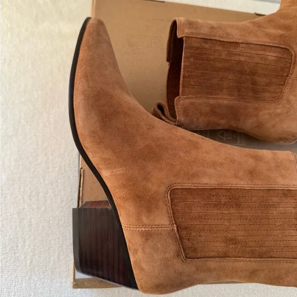 NEW J Crew Piper Ankle Boots in Suede Size 7