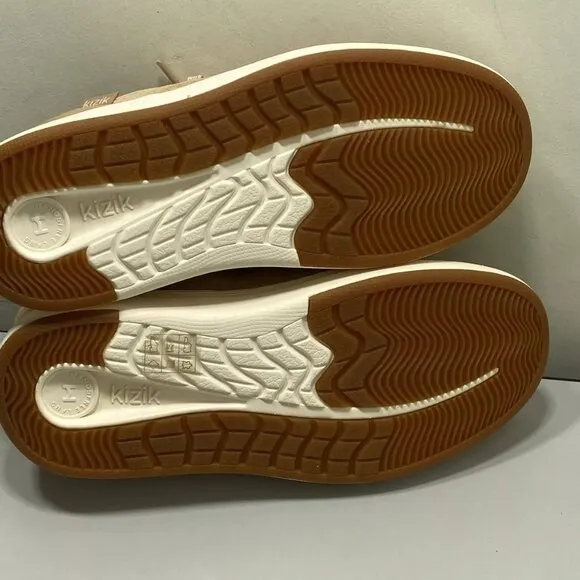 NEW KIZIK Womens Sydney Sneakers Size 6.5 Casual Comfort Round Toe Low-Top Beige