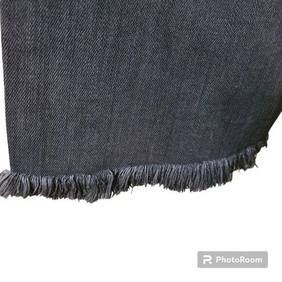 NEW Levi's 724 Size 26 Black High-Rise Straight-Leg Ankle Jeans Distressed Hems