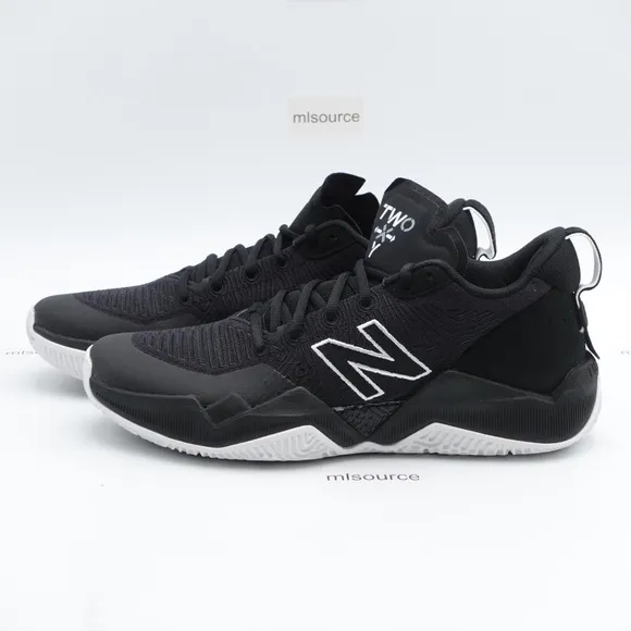 NEW New Balance TWO WXY Low Basketball Shoes BB2WXYLM Black/White