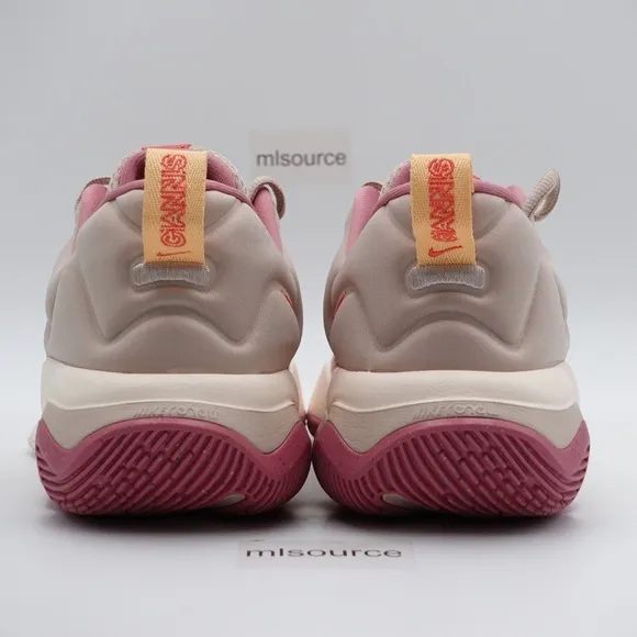 NEW Nike Giannis Immortality 3 Basketball Shoes DZ7533-200 Beige