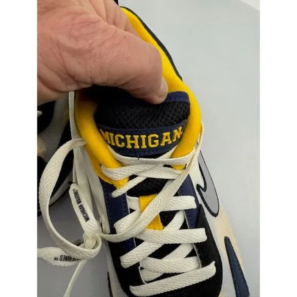 NEW Nike Michigan Wolverines 2024 Air Max Solo Shoes FZ4835-001 Mens Size 9.5