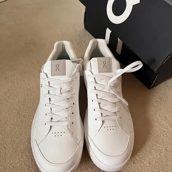 NEW On Running Roger Centre Court Men's Sneakers