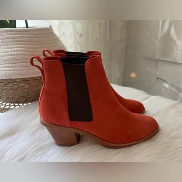 NEW Poppy Barley Suede Burnt Orange Chelsea Boots Size 8 39