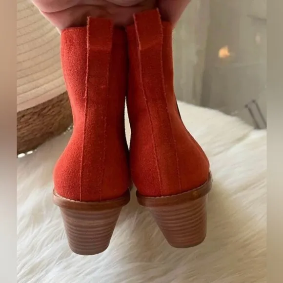 NEW Poppy Barley Suede Burnt Orange Chelsea Boots Size 8 39