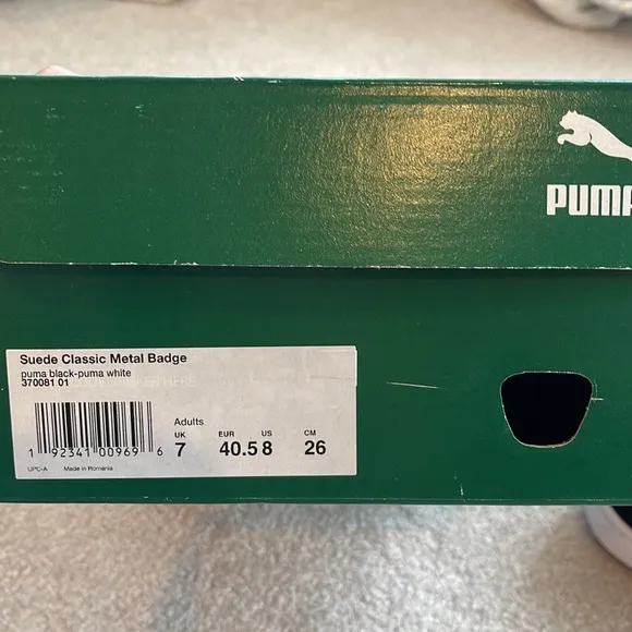 NEW RARE PUMA Suede Classic Gold Metal Badge Black Sneakers Men’s 8US 370081 01