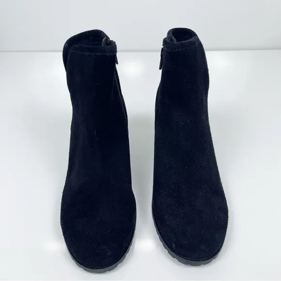 NEW Rockport Hollis V Cut Booties Suede Leather Ankle Boots Black 9 Wide