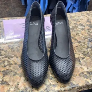 New Stuart Weitzman Black perforated leather classic pump size 9