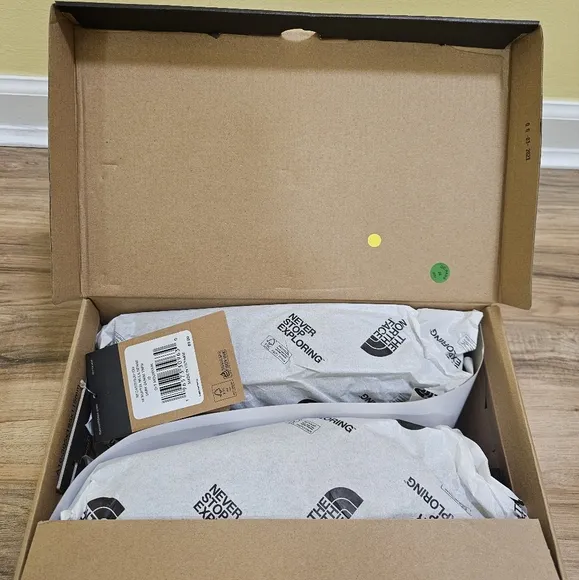New The North Face Womens Nuptse Mule Denim, US 10