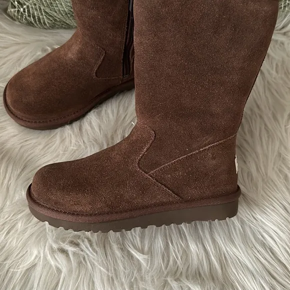 NEW UGG KIDS LIL CHOCOLATE