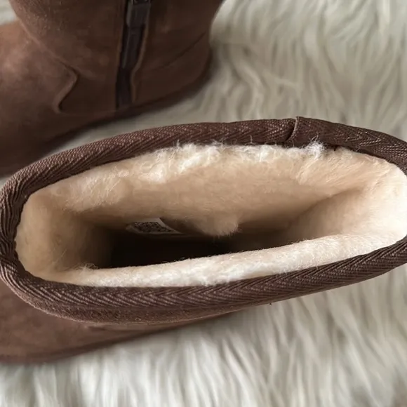NEW UGG KIDS LIL CHOCOLATE